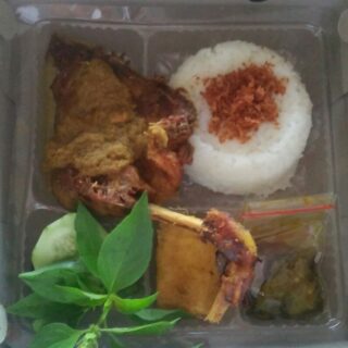 Bebek Sambel Ijo - Dapur "PUGERAN"